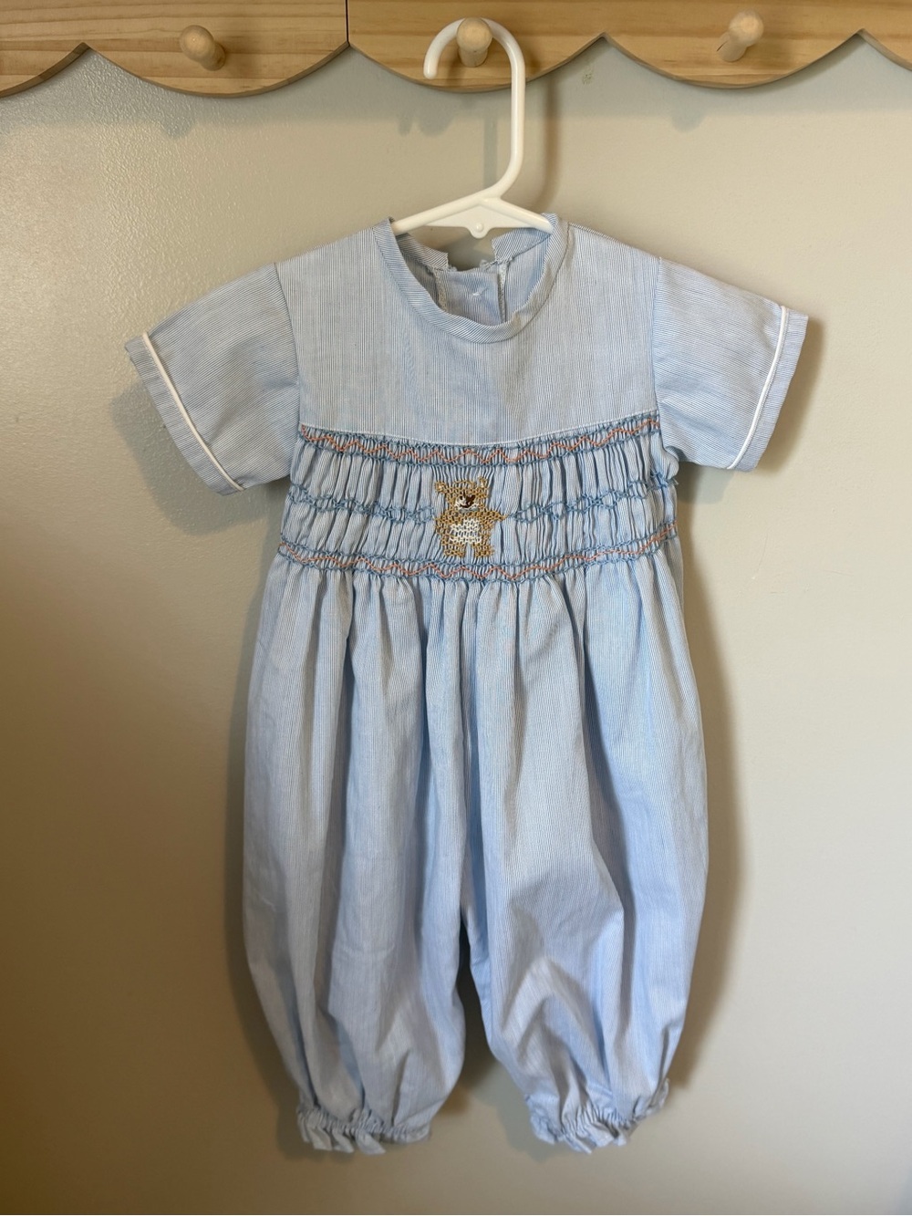Blue & White Striped Smocked Baby Boy Romper ~12M Embroidered Bear Short Sleeve